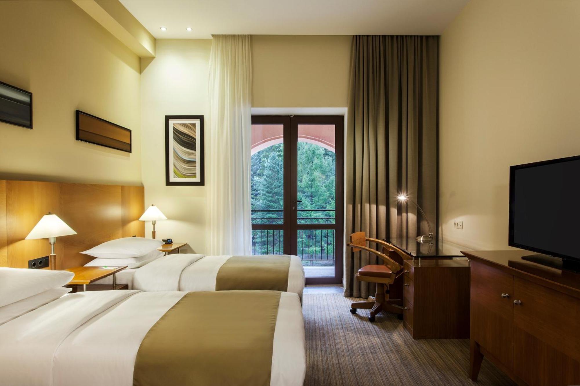 Grand Resort Jermuk Exterior photo