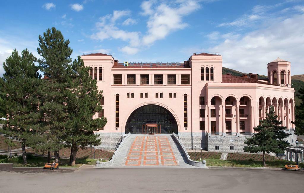 Grand Resort Jermuk Exterior photo